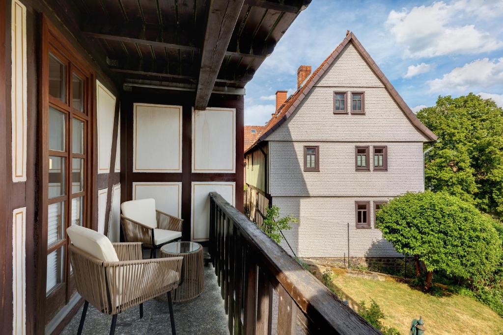 You R Welcome, Lauterbach