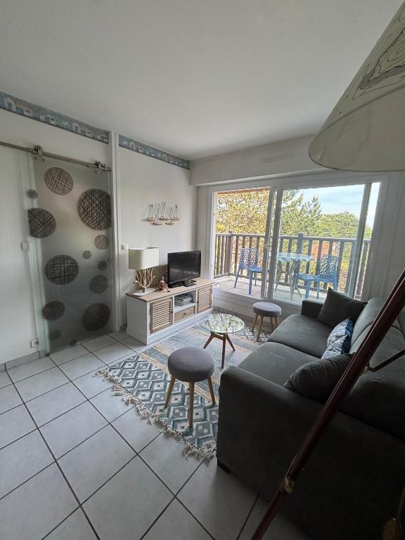 Appartement lumineux à 5 min de la plage - 2