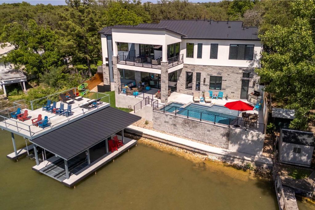 Endless Sunset with Concierge Services, Marble Falls