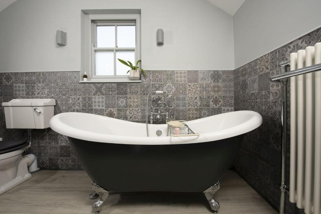 Piskey Cottage, Mousehole photo 5