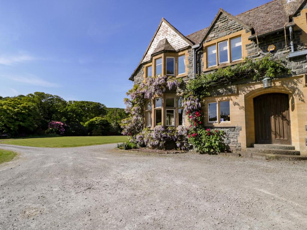 Plas Gwynfryn, Llanbedr