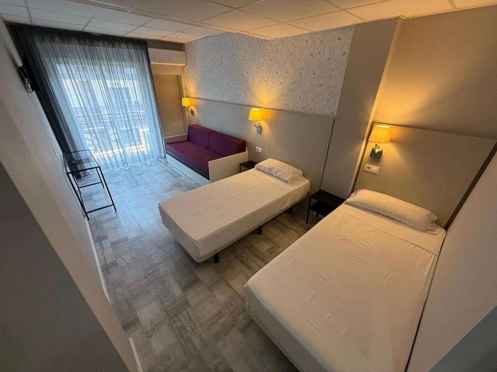 Hotel Bed and Breakfast Benidorm - 5
