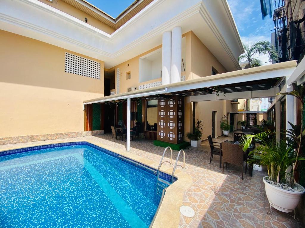 Presken Hotel @Oniru