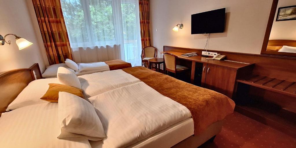 Double or Twin Room with Balcony