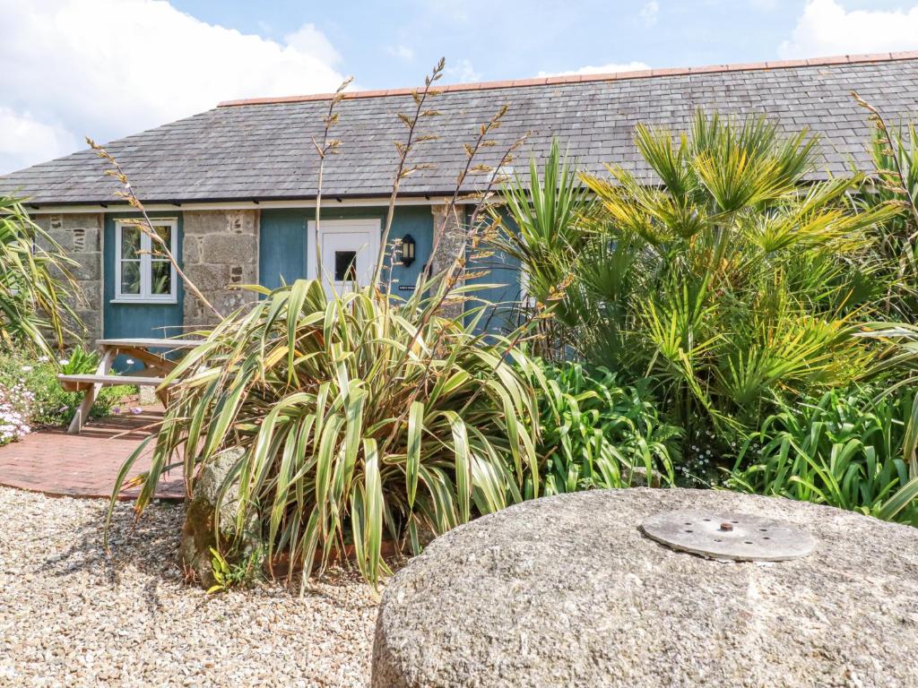 Rose's Stable, Truro