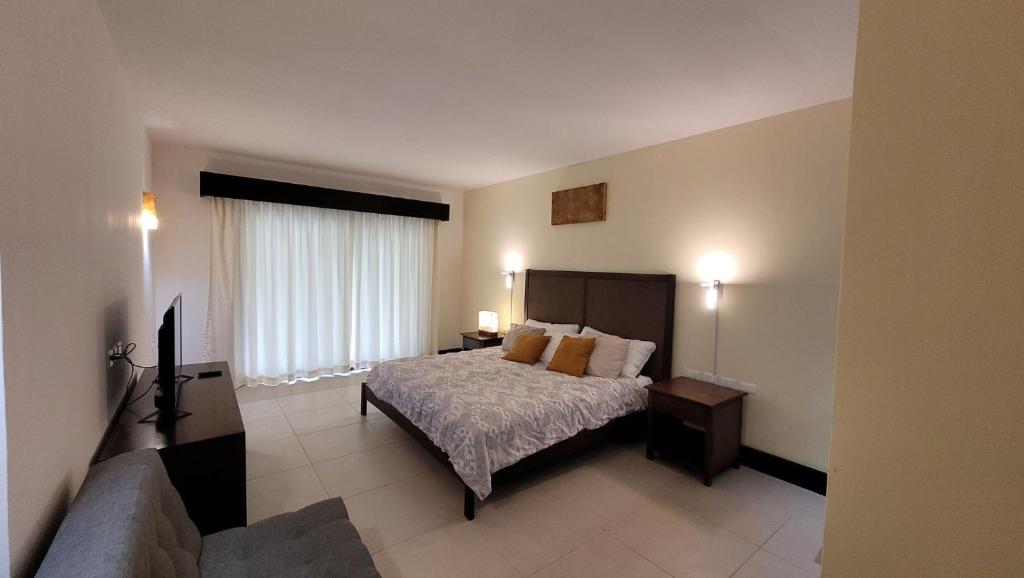 Very Good Vibes Apartmen in PdC, Steps from Beach - 4