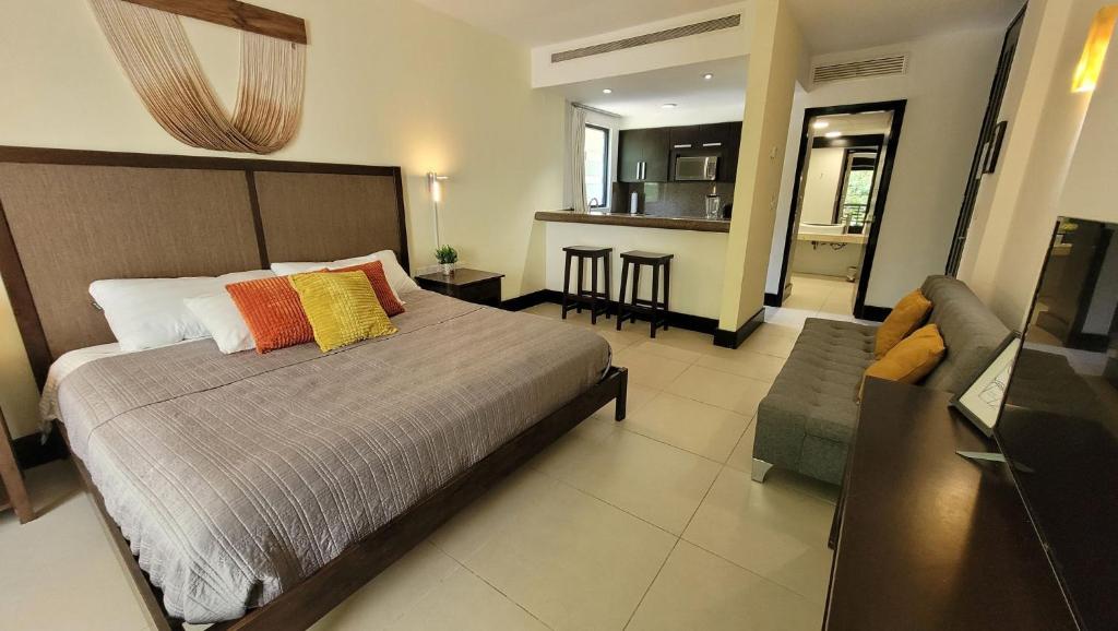 Very Good Vibes Apartmen in PdC, Steps from Beach - 5