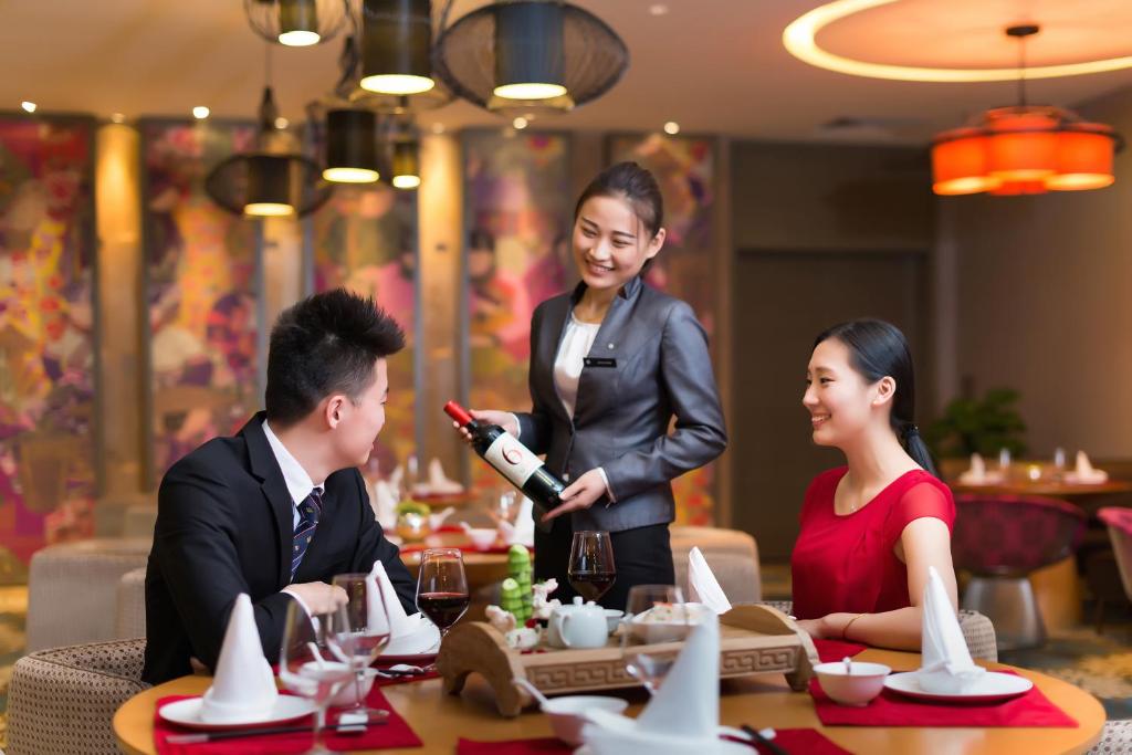 Nanjing Pullman Nanjing Lukou Airport Hotel Additional