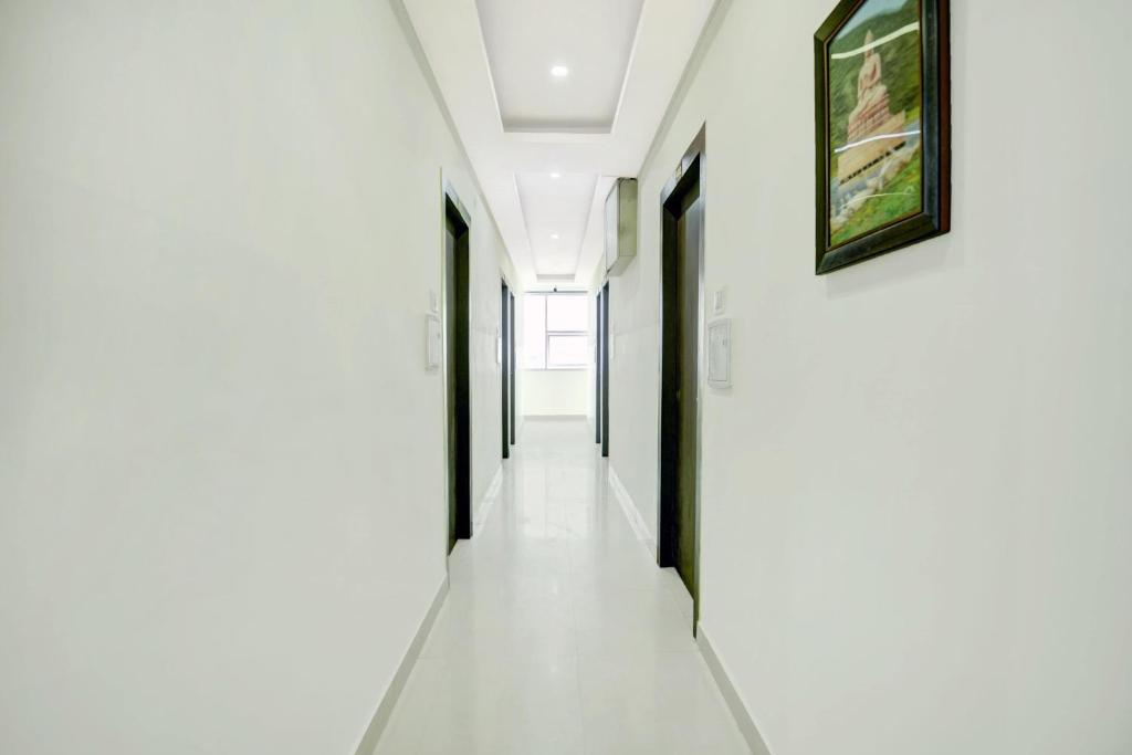 フロント・ロビー