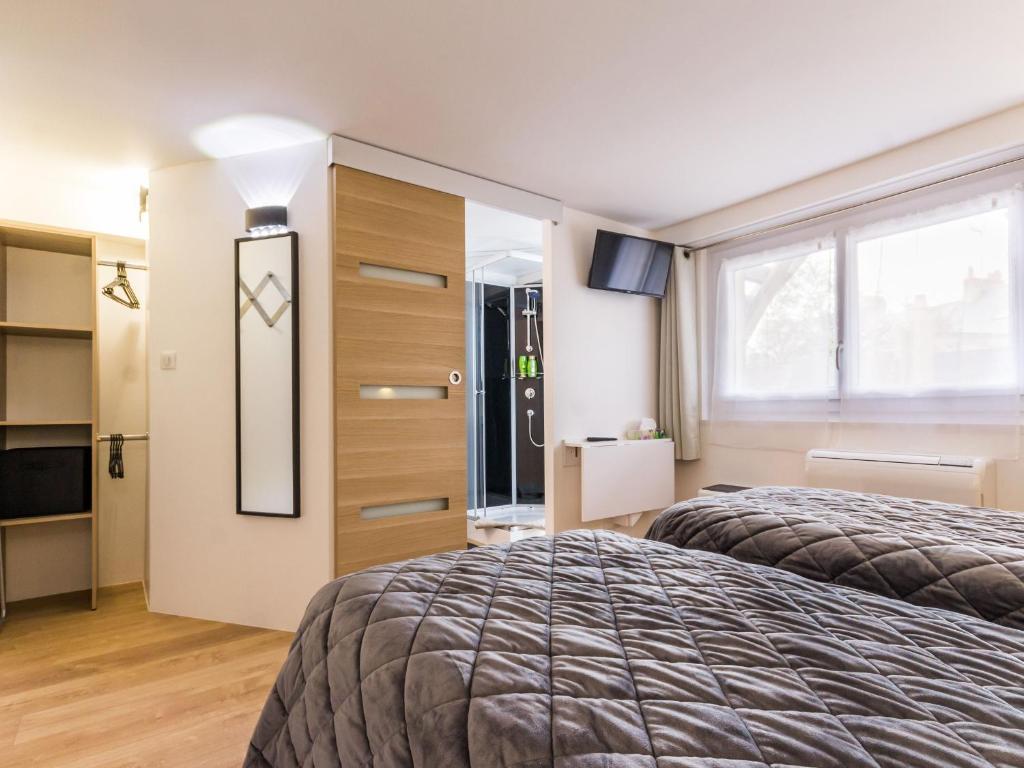 Maison de ville à St Nazaire, près du front de mer, climatisée, 3 chambres avec sdb privatives, WiFi - 4