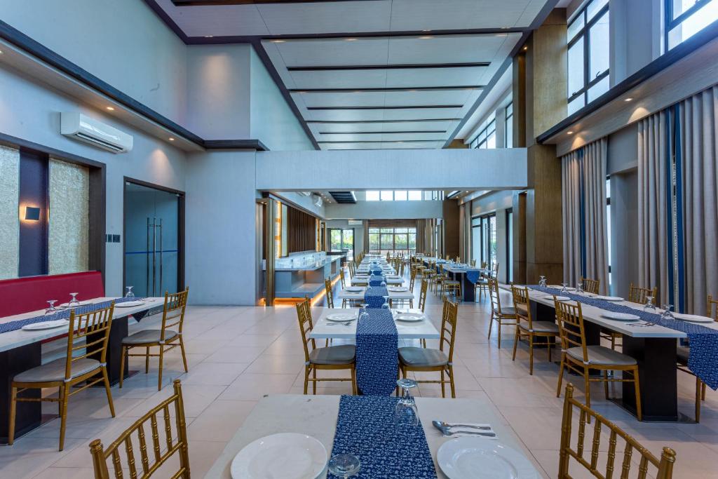 Banquet hall, Santorini Hotel in Manila