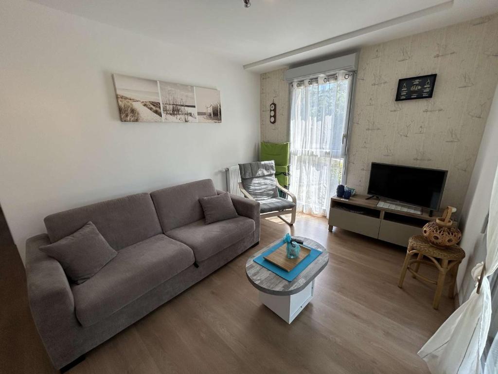 Appartement moderne 2 pièces, 4 couchages, terrasse et parking sécurisé à Saint-Jean-de-Monts - FR-1-224C-351 - 3