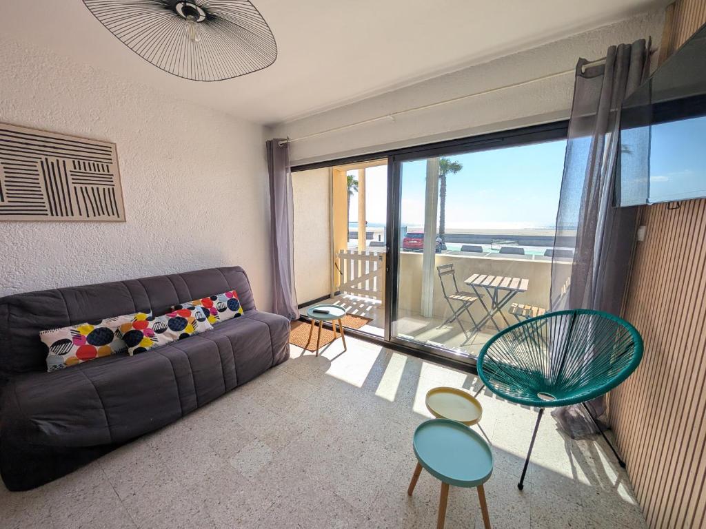 Appartement T2 Front de Mer avec Balcon et Parking – Confort et Activités à Proximité - FR-1-797-37 - 1