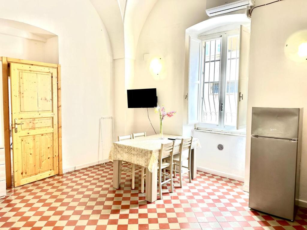 Mono Giglio B, Gallipoli