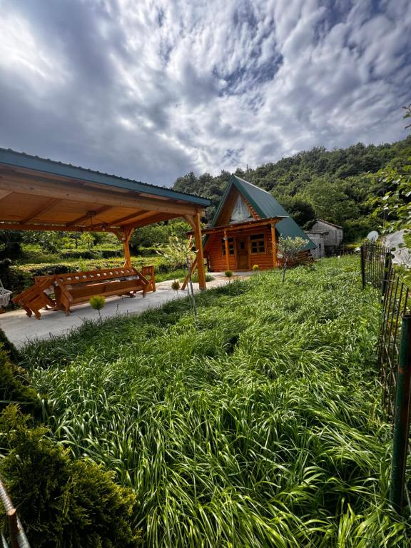 AI Cottage, Železnička Stanica Virpazar