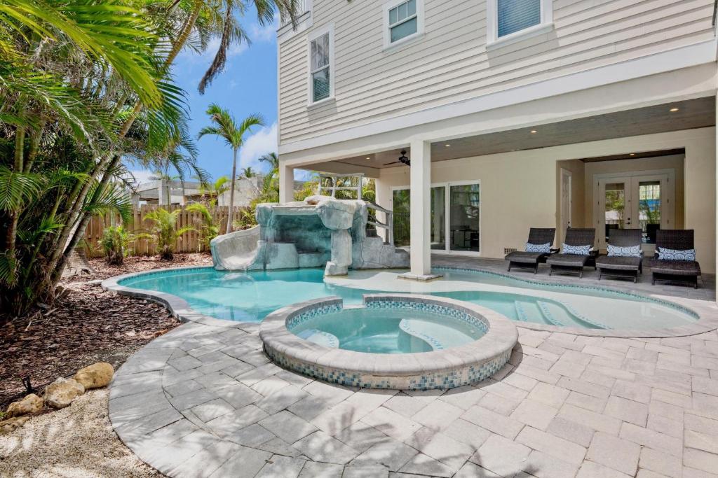 Atlantis Beach House, Bradenton Beach