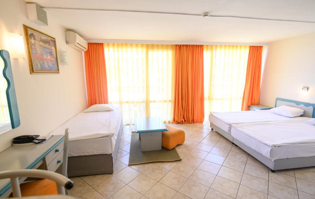 Hotel Iskar & Aquapark - All Inclusive and FREE PARKING — Hotel rooms in Sunny Beach, Burgas Region