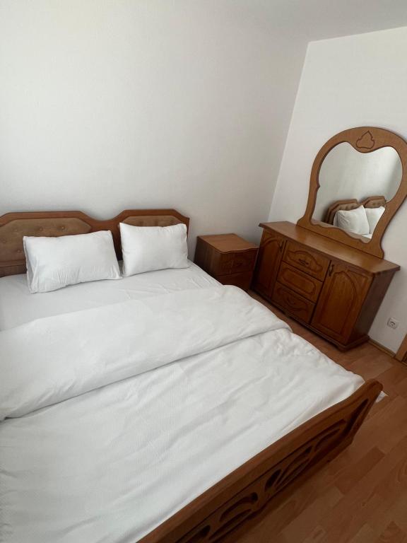 DragodanApartment, Priština