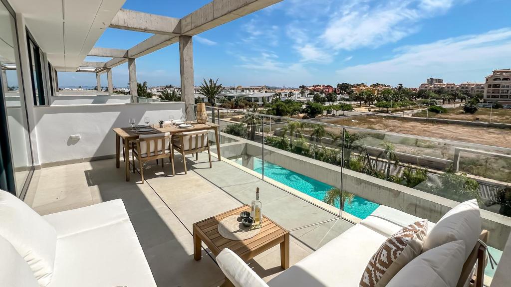 La Luz de Cristal spacious and comfortable new-build apartment with large terrace, Mar de Cristal