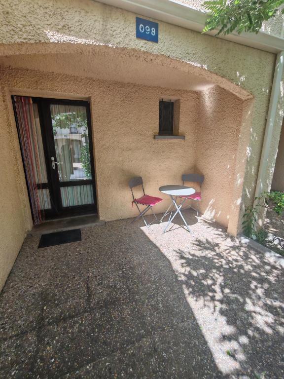 Le Cap d'Agde 2 pièces climatisé résidence Odalys St Loup en RDC avec terrasse - 4
