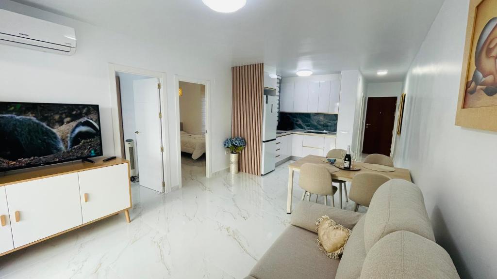 Beautifully Apartment Del Cura Beach View - 1