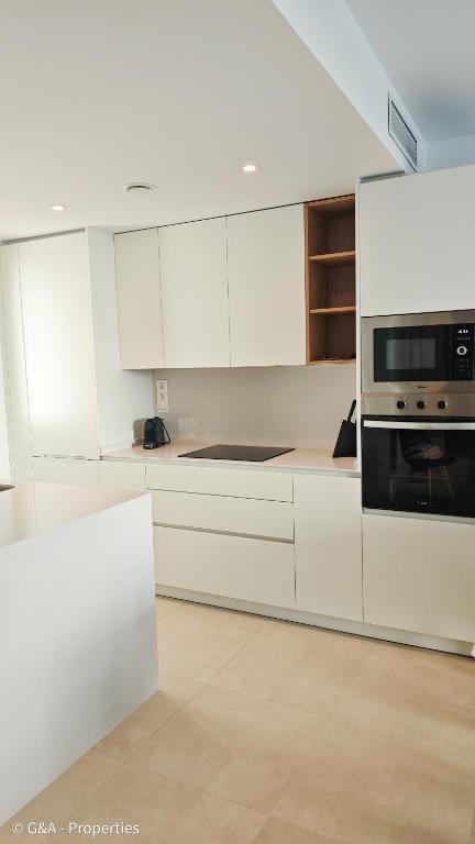 Modern 2Bedroom Apartment near the Beach - 4