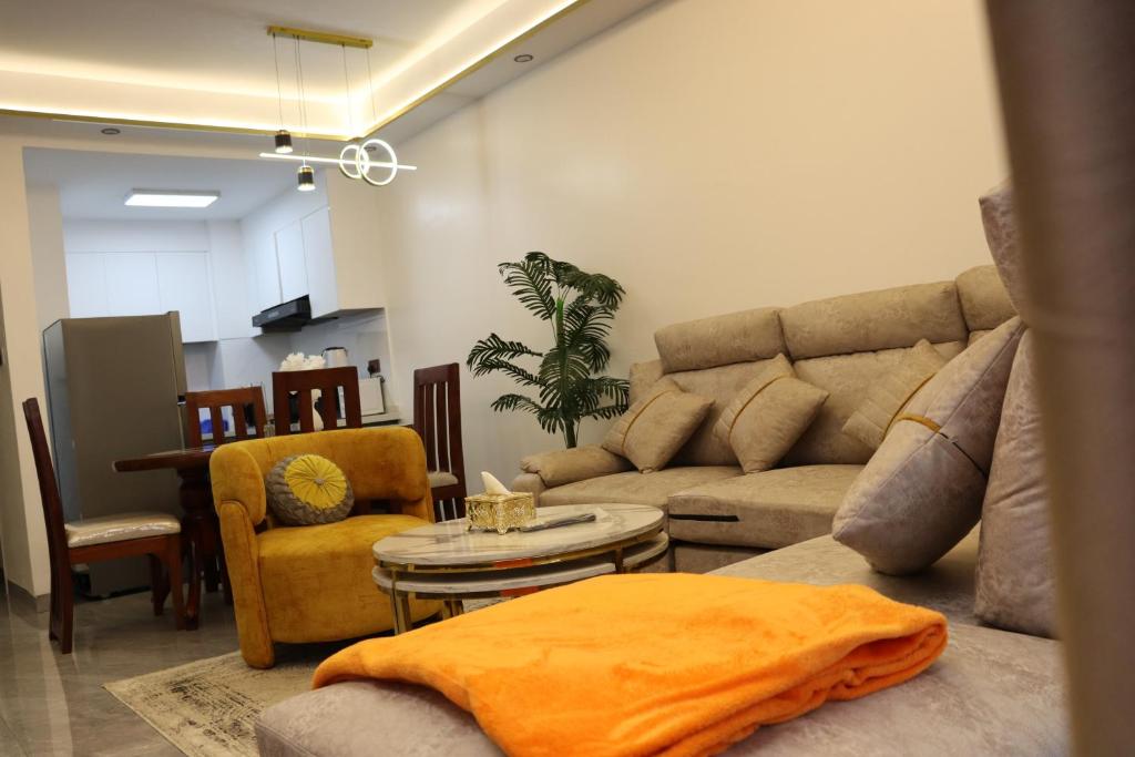 Nairobi Escape, Nairobi