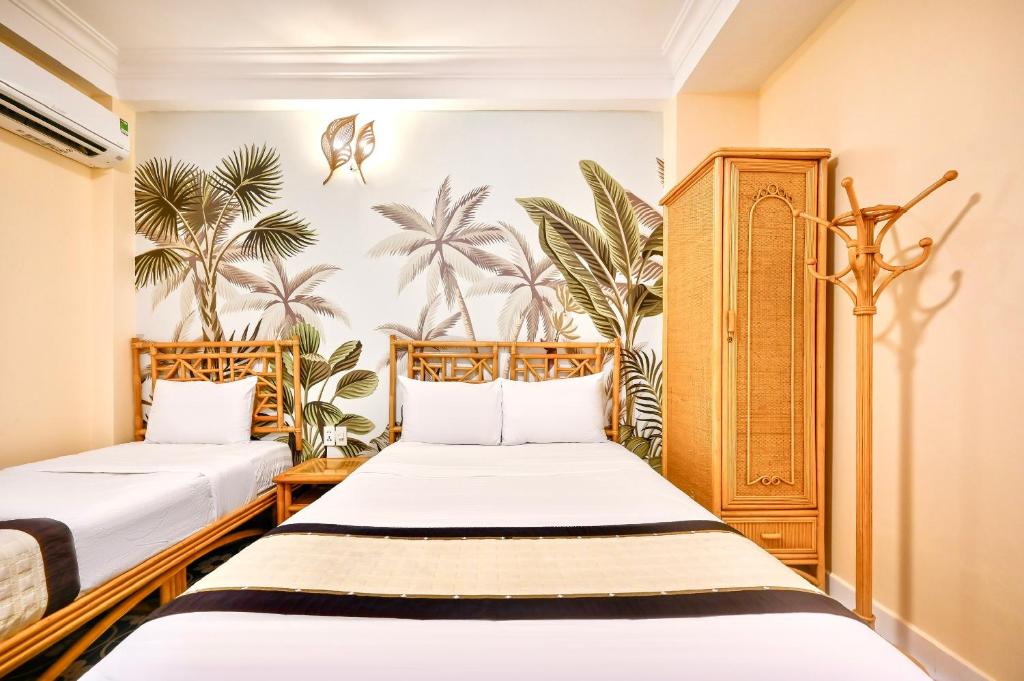 โรงแรมสปริง เฮาส์ (Spring House Hotel)