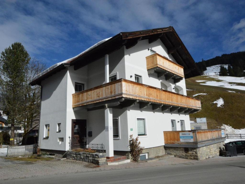 Leni Top 2, Dienten am Hochkönig