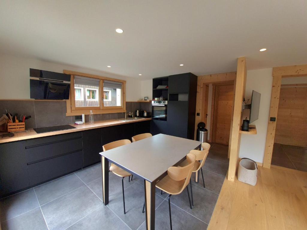 Bel appartement T3, centre village, proche pistes, parking - FR-1-459-244 - 3