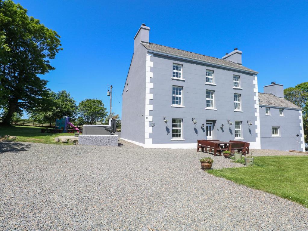 Newton West Farm, Haverfordwest