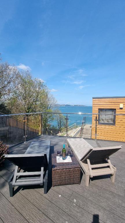 TWIN COVES at Curlew 1, The Cove, Brixham, Brixham