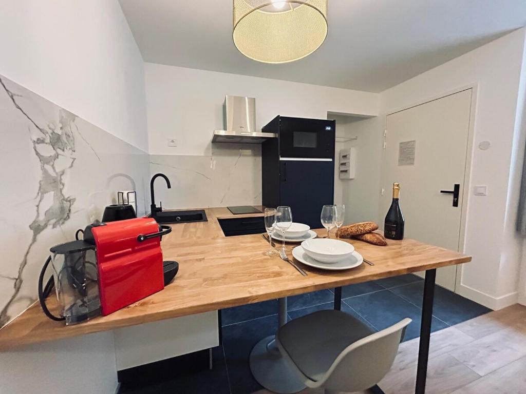 4 clairmarais T2 chic et cocooning proche centre - 3