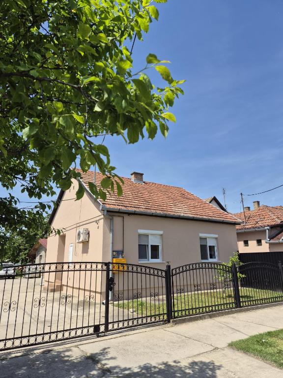 Apartman KEC - Apatin, Apatin