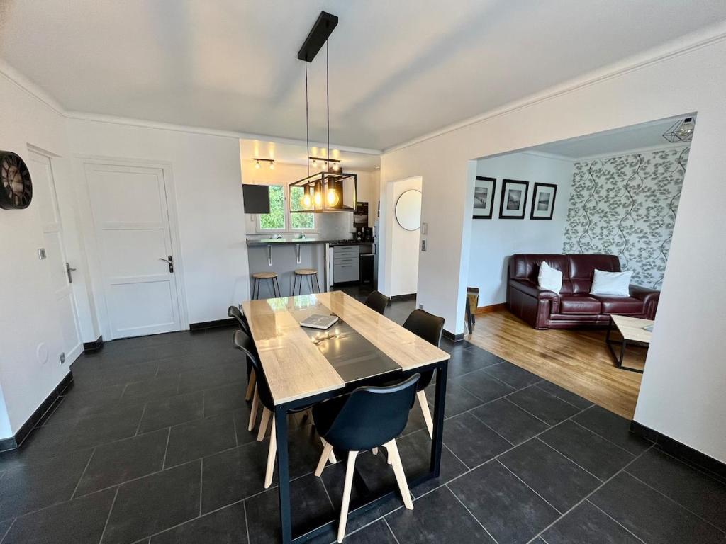 Wine O'Clock, Chablis