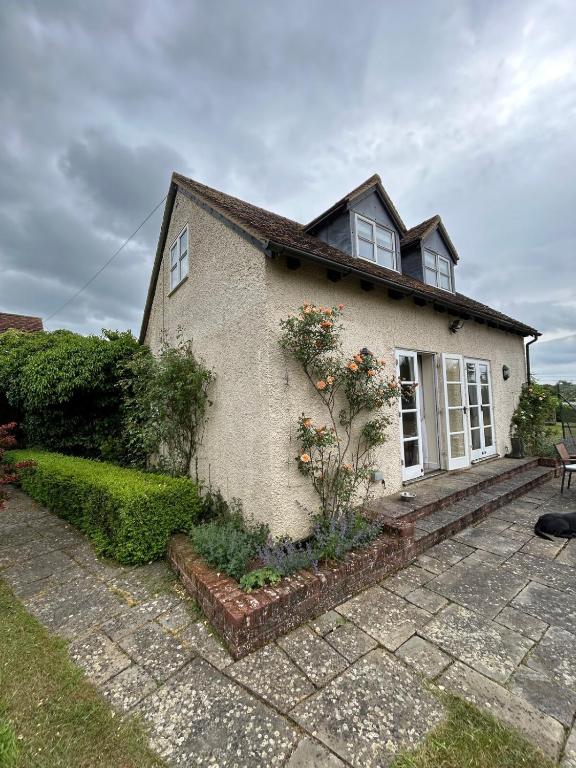 Detached Lodge at Holmes Farm, Walkern