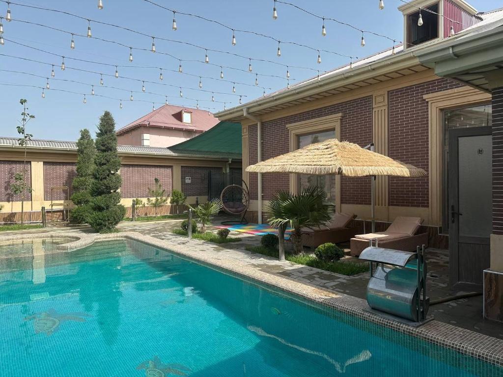 Dacha Time, Samarkand