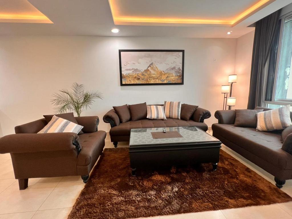 Elysium Signature Superior Apartments Facing Centaurus Mall Islamabad, Islámábád