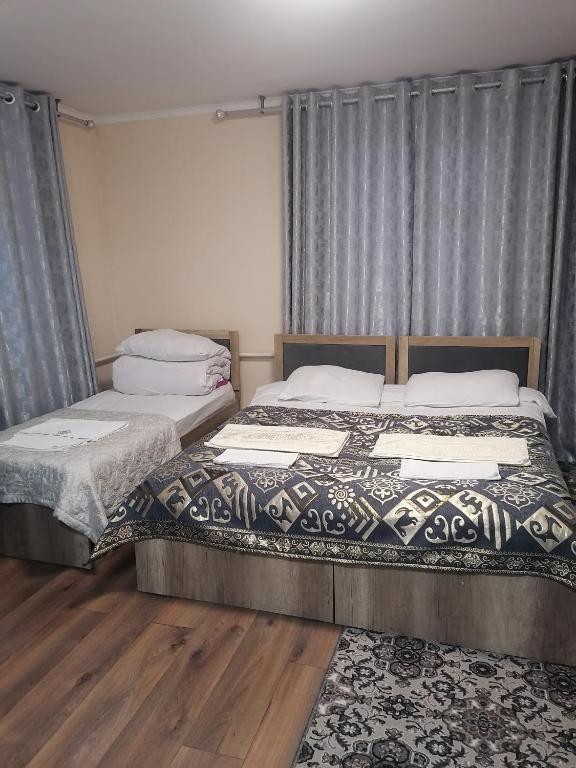 Гостевой дом АЛТЫН - БУЛАК, Karakol