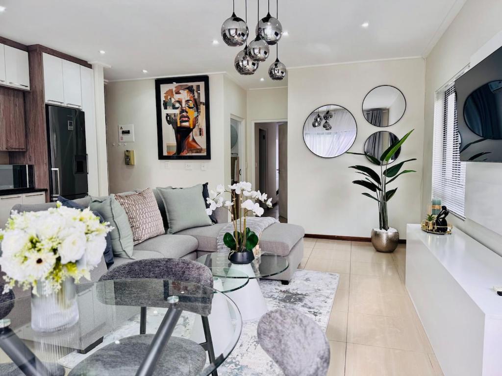 Two Bed - Jackal Creek Golf Estate, Roodepoort