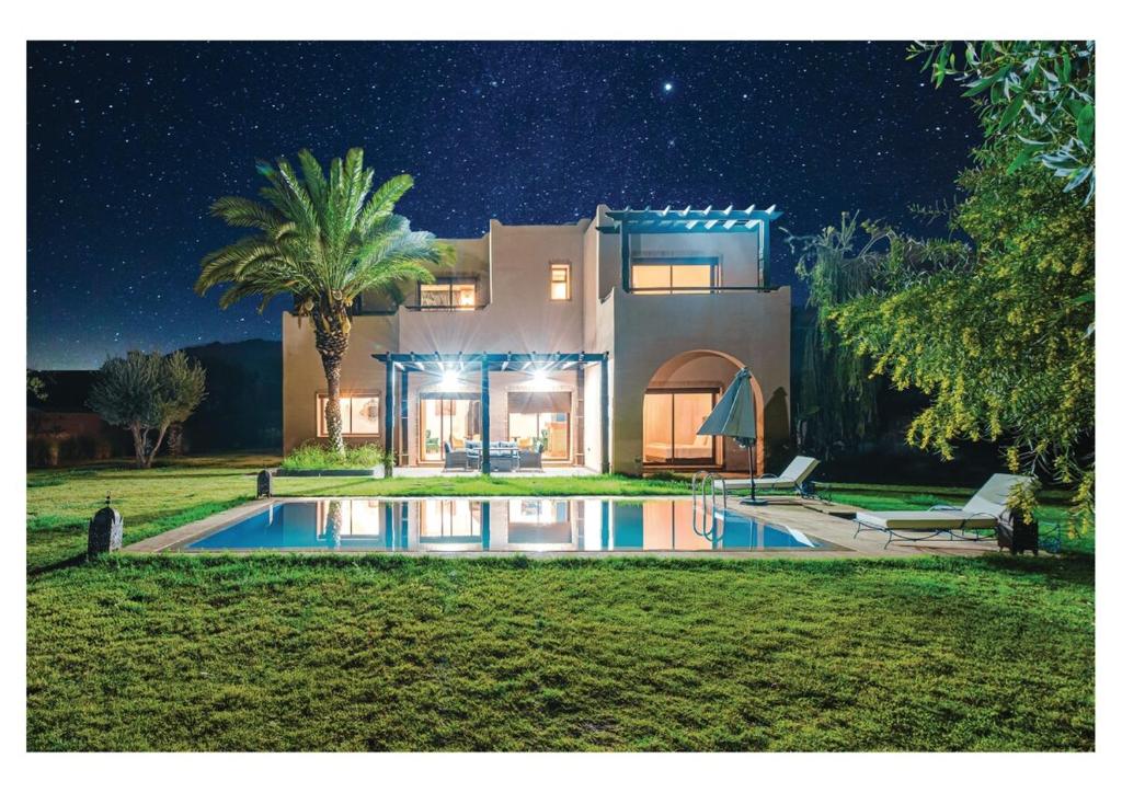 Villa Camelia avec Jacuzzi, Cuisinière, Piscine, Marakéš