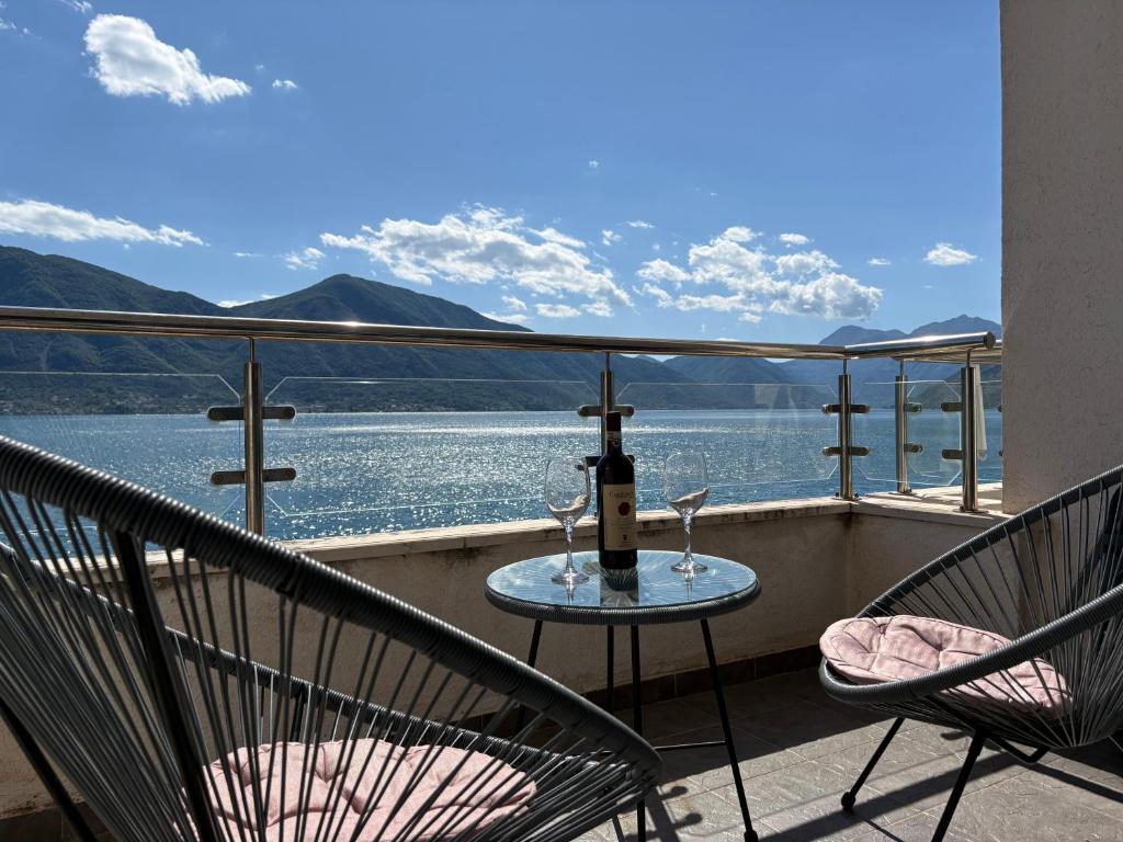 Waterfront Apartments - 4
