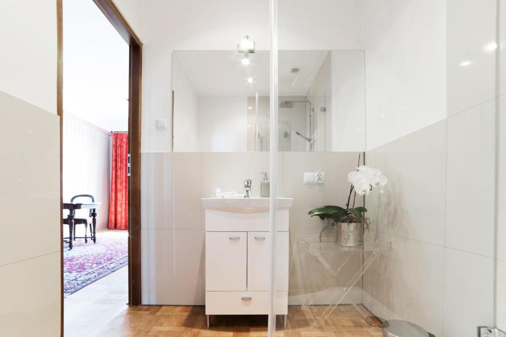 Boutique Palac Warmatowice Sienkiewiczowskie photo