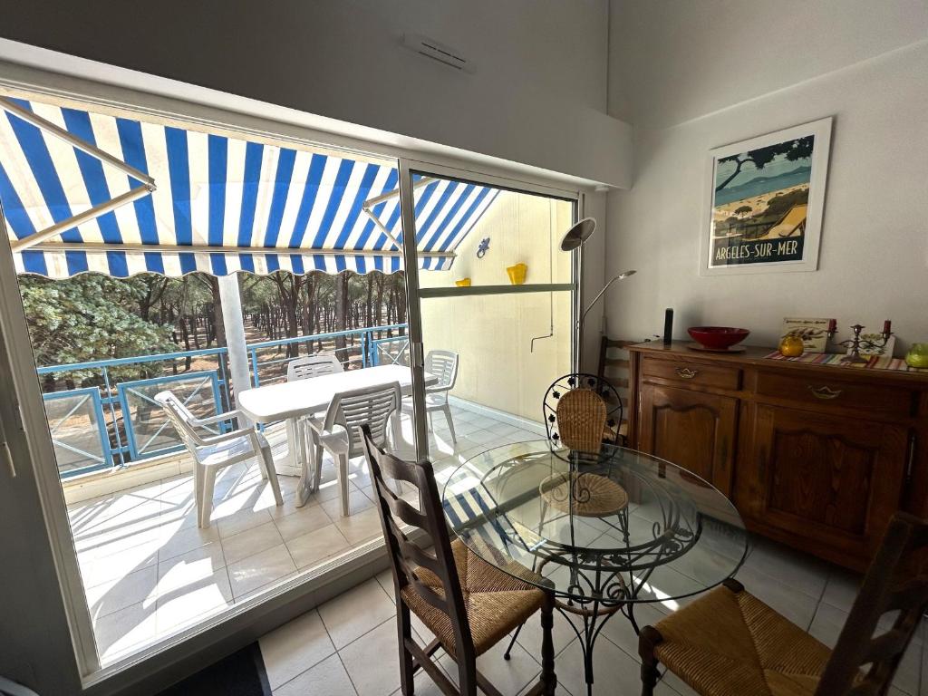 Appartement 4/5 pers avec terrasse et piscine - FR-1-837-13 - 3