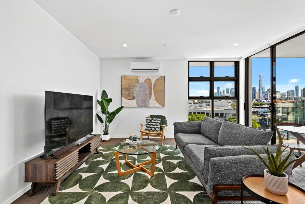 Spacious Apt with Stunning City Views and Car Park!, Brisbane