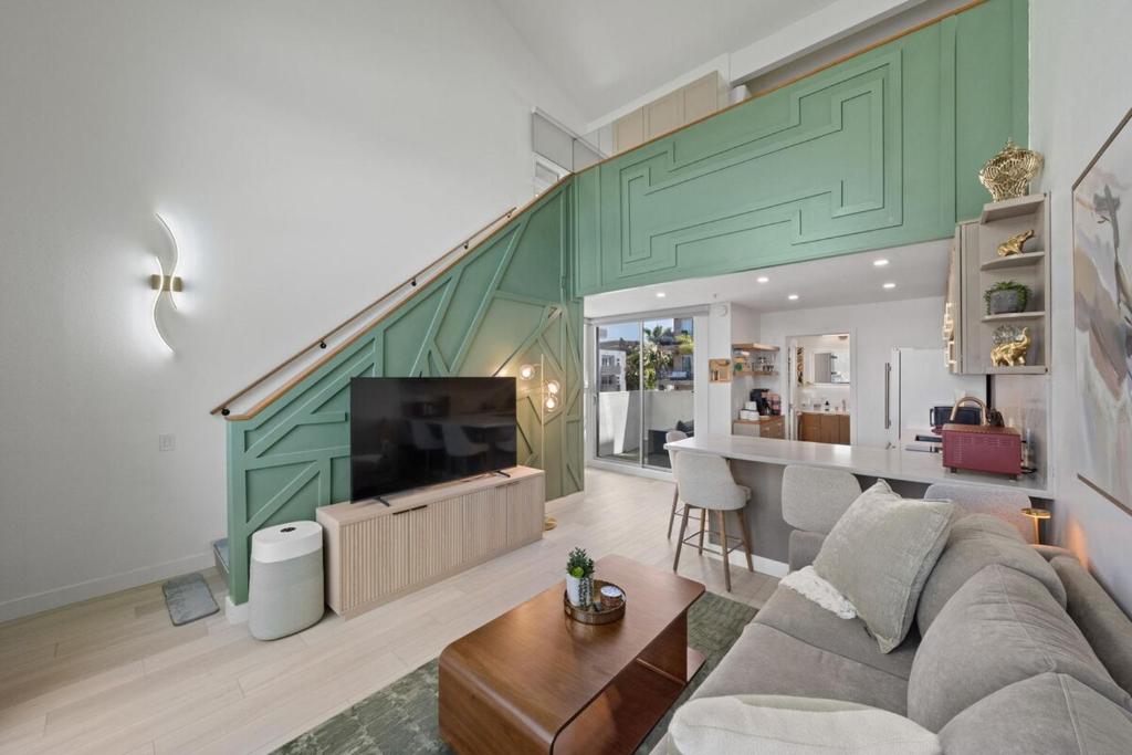 Ocean View Loft in Little Italy near Downtown-Gaslamp, San Diego