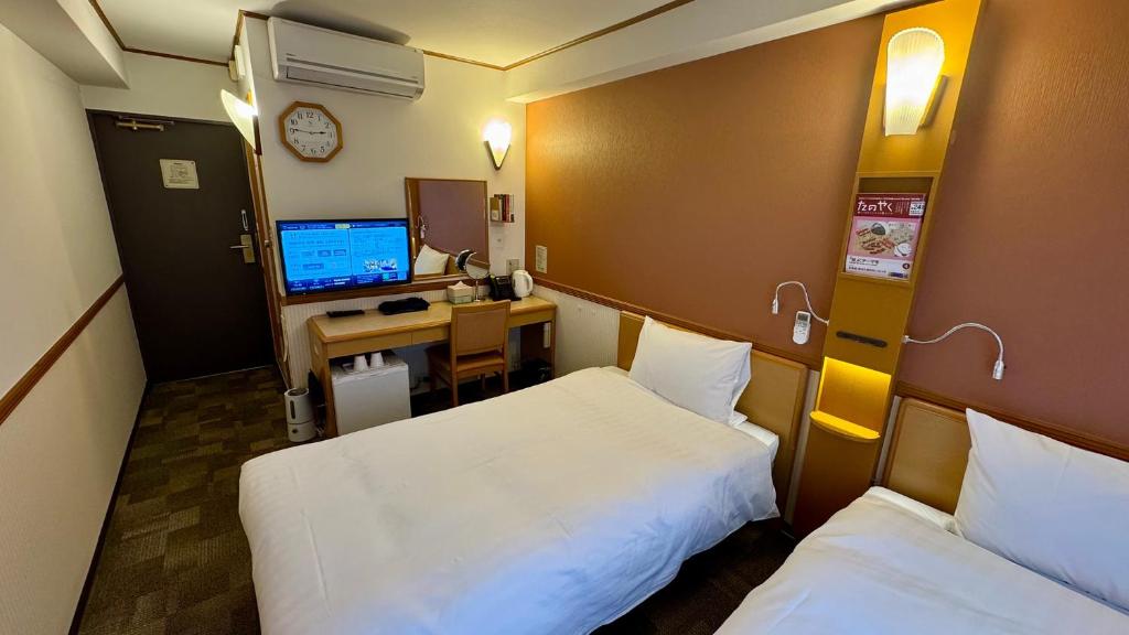 Toyoko Inn Shin-Yokohama Ekimae Honkan