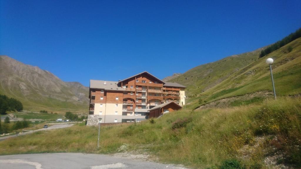 Appartement au pied de la montagne - 1