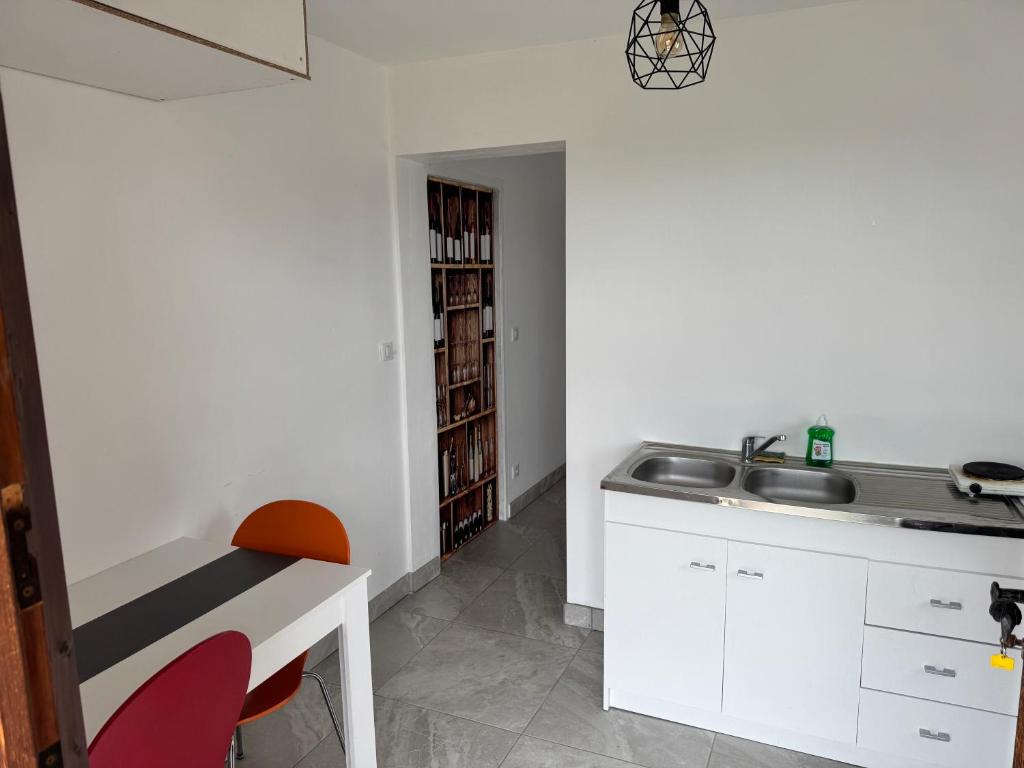 D ici tout commence, Fournet-Blancheroche