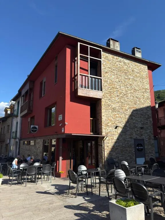 De Mamá, hotel in Molinaseca